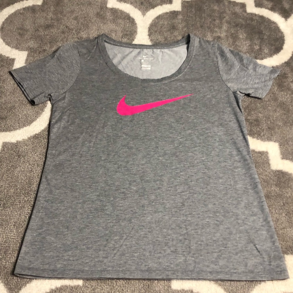 Nike Tshirt Dri Fit Womens Small Athletic Gray Pink Top Like New Shirt
